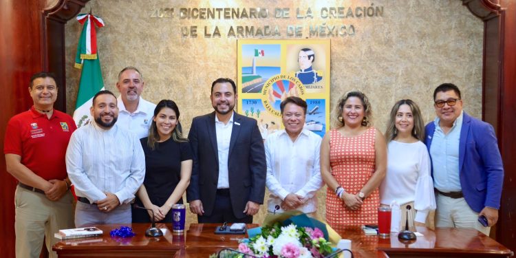 RECUPERAN Y PINTAN ESPACIOS AZULES EN LOS CABOS PARA PROMOVER MOVILIDAD INCLUYENTE