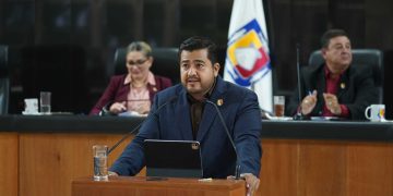 PROPONE DIPUTADO OMAR TORRES INCORPORAR EN BCS GOBERNADORES DE VELOCIDAD A VEHÍCULOS DE CARGA PESADA