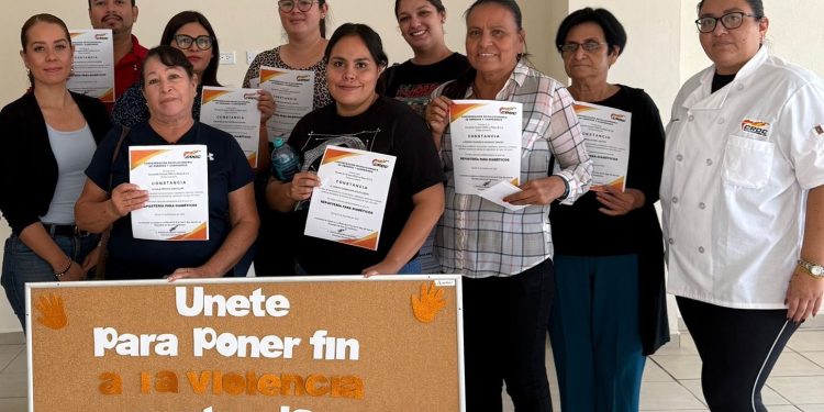 REFUERZA LOS CABOS ACTIVISMO DEL 25N CON JORNADAS DE SENSIBILIZACIÓN