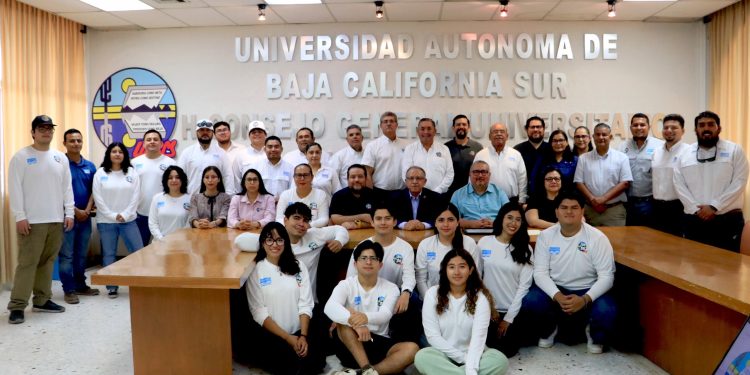 PESQUERÍAS UABCS RECONOCE AL FONMAR POR SU APOYO Y PARTICIPACIÓN DURANTE SU 39ª SEMANA ACADÉMICA