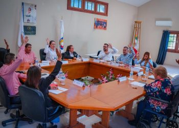 CABILDO DE MULEGÉ APRUEBA POR UNANIMIDAD LA PROHIBICIÓN DE USO Y VENTA DE PIROTECNIA DURANTE LA TEMPORADA DECEMBRINA