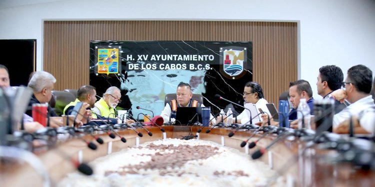 PRESENTAN CARTELERA DE ACTIVIDADES POR EL DÍA DE LOS DERECHOS HUMANOS EN LOS CABOS