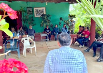 BRINDAN ATENCIÓN DIRECTA A HABITANTES DE EL SAUZAL EN CSL