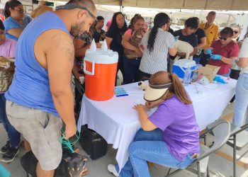 SUPERVISAN AVANCE DE LA REGULARIZACIÓN DE MAS DE MIL LOTES EN LA COLONIA LÓPEZ OBRADOR EN CSL