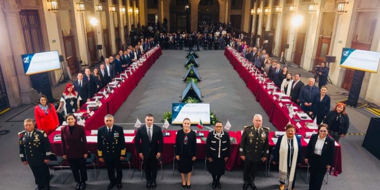 GOBERNADOR VÍCTOR CASTRO COSÍO ASISTE A SESIONES NACIONALES DE SEGURIDAD Y PROTECCIÓN CIVIL ENCABEZADAS POR LA PRESIDENTA CLAUDIA SHEINBAUM