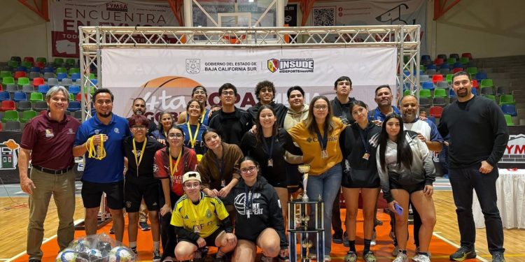 UABCS GANA POR SEGUNDO AÑO CONSECUTIVO LA COPA GOBERNADOR 2025 EN NIVEL SUPERIOR