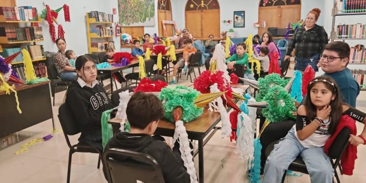FINALIZA TALLER DE PIÑATAS NAVIDEÑAS EN LORETO