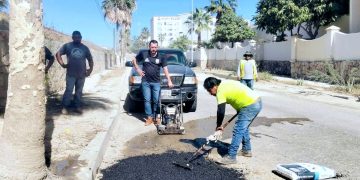 CUADRILLAS “CAZA BACHES” ATIENDEN DE MANERA PERMANENTE REPORTES CIUDADANOS EN LOS CABOS