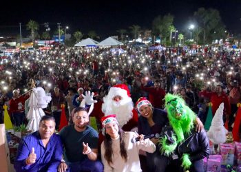 REALIZAN GRAN POSADA EN CABO SAN LUCAS