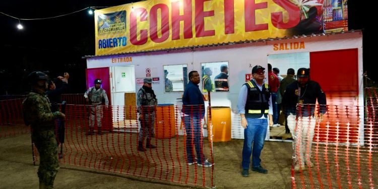 REALIZAN GRAN POSADA EN CABO SAN LUCAS