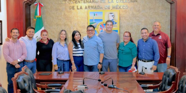 OFRECE AYUNTAMIENTO DE LOS CABOS RESPALDO TOTAL PARA REALIZACIÓN DEL IRONMAN 2026