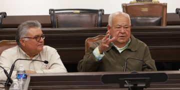 DESTACA GOBERNADOR VÍCTOR CASTRO AVANCES EN ACCIONES DE VIVIENDA EN BCS