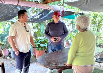 RECONOCE DELEGADA DE CSL TRABAJO DEL PERSONAL DE MANTENIMIENTO