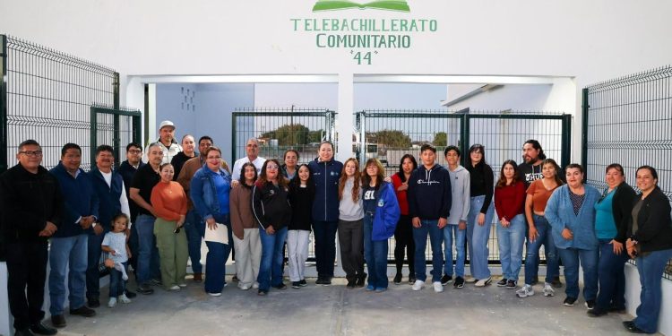 IMPULSA EDITH AGUILAR OBRAS DE INFRAESTRUCTURA EDUCATIVA Y URBANA EN LA BOCANA Y PUNTA ABREOJOS