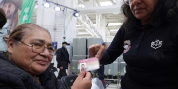 CREDENCIAL CON VIGENCIA PERMANENTE DEL ISSSTE AGILIZA TRÁMITES Y PROTEGE IDENTIDAD DE PERSONAS JUBILADAS Y PENSIONADAS