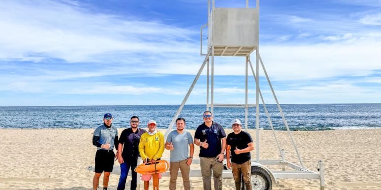 AUTORIDADES DE LOS CABOS REALIZAN OPERATIVOS DE ORDENAMIENTO EN TIANGUIS DE LA COLONIA LAS PALMAS EN CSL