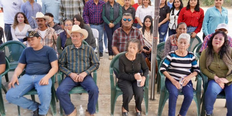 REALIZAN JORNADA SOCIAL EN LA COMUNIDAD DE SAN VICENTE DE LA SIERRA