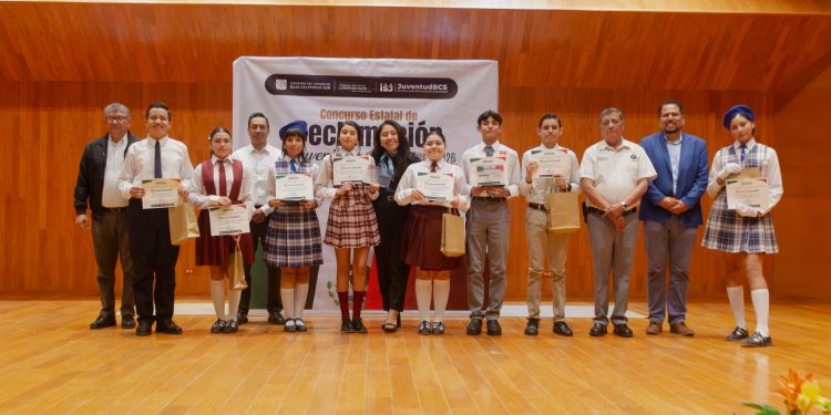 JÓVENES SUDCALIFORNIANOS DESTACAN EN  CONCURSO ESTATAL DE DECLAMACIÓN 2026