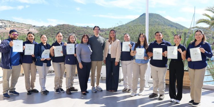 UABCS SE SUMA A MEGA LIMPIEZA ESTATAL DE PLAYAS 2026 “OLA AZUL, MOVIMIENTO QUE UNE, LIMPIA Y TRANSFORMA”