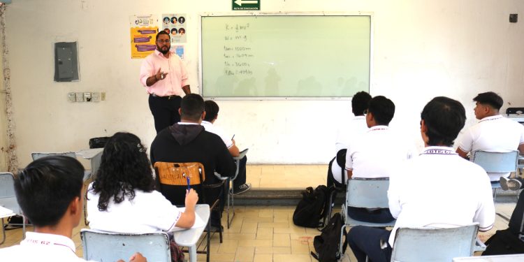 ICATEBCS FORTALECE EL BIENESTAR SOCIAL MEDIANTE CURSOS DE SALUD MENTAL