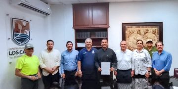    RECIBE ANÍBAL AMADOR CASTRO NOMBRAMIENTO COMO ENCARGADO DE DESPACHO DE LA CRÓNICA MUNICIPAL