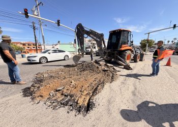 CAZA BACHES FORTALECE LA SEGURIDAD VIAL EN LA COLONIA GUAYMITAS DE SAN JOSÉ DEL CABO