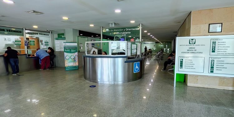 IMSS BAJA CALIFORNIA SUR LOGRÓ REDUCIR TIEMPOS DE ESPERA EN 2025 CON ESTRATEGIA 2-30-100