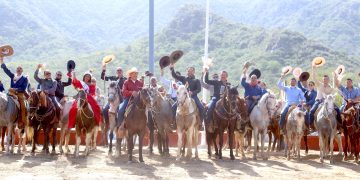 REALIZAN TRADICIONAL CABALGATA DE LAS FIESTAS DE SAN FELIPE 2026