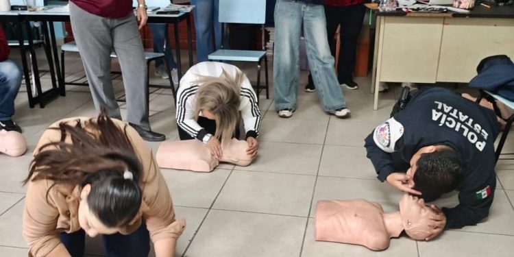 DIRECTORES Y SUPERVISORES DE SECUNDARIA SE  PREPARAN PARA LOS JUEGOS NACIONALES ESCOLARES