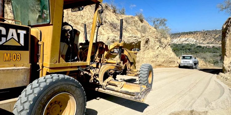 INVITAN A PARTICIPAR EN EL CONCURSO DE POEMARIOS DE LOS LIII JUEGOS FLORALES