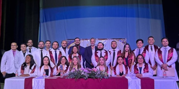 CONSOLIDA ISSSTE BAJA CALIFORNIA SUR FORMACIÓN DE PROFESIONALES DE LA SALUD EN SIETE ESPECIALIDADES MÉDICAS