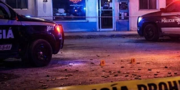 INICIA PGJE INVESTIGACIÓN POR PERSONA SIN VIDA POR DISPARO DE ARMA DE FUEGO EN BAHÍA TORTUGAS