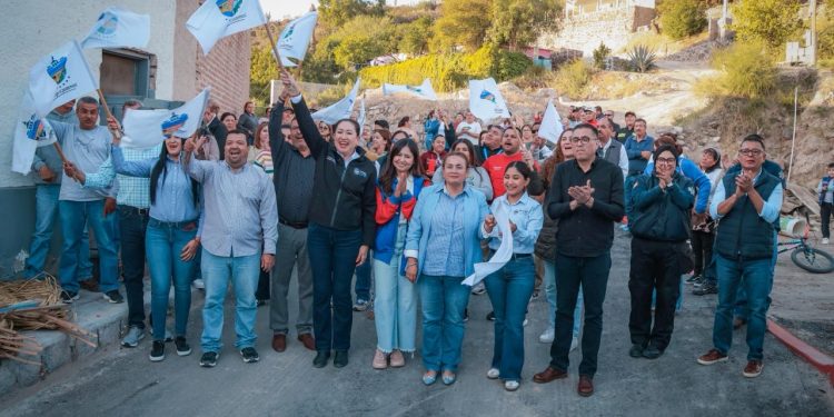 ENTREGA EDITH AGUILAR OBRA DE PAVIMENTACIÓN EN EL CORAZÓN HISTÓRICO DE SAN IGNACIO