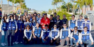 ALUMNADO DE LA UABCS APOYA LABORES DE  PROTECCIÓN CIVIL DURANTE EL CARNAVAL DE LA PAZ