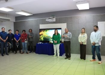 INSUDE ENTREGA AL EQUIPO DE BCS DE CANOTAJE  BOTE DE ALTO RENDIMIENTO Y CUATRO ERGÓMETROS