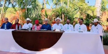 UABCS SE SUMA A MEGA LIMPIEZA ESTATAL DE PLAYAS 2026 “OLA AZUL, MOVIMIENTO QUE UNE, LIMPIA Y TRANSFORMA”