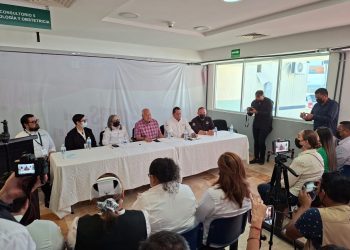 GOBERNADOR VÍCTOR CASTRO REALIZA GIRA DE SUPERVISIÓN EN SALUD Y ANUNCIA NUEVAS OBRAS EN LOS CABOS