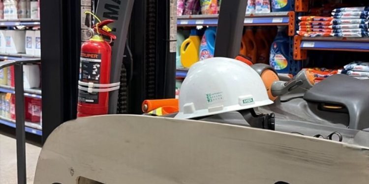 INVITA SNE A CAPACITARSE COMO OPERADOR DE MONTACARGAS EN LA PAZ