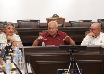 PRESIDE GOBERNADOR REUNIÓN DE LA JUNTA DE ADMINISTRACIÓN DE LA JEC BCS