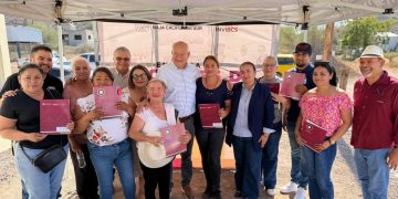 ENTREGA VÍCTOR CASTRO VIVIENDAS A FAMILIAS DE MULEGÉ Y ANUNCIA OBRAS PRIORITARIAS