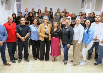 CAPACITAN A OPERADORES DE TRANSPORTE ESCOLAR EN PRIMEROS AUXILIOS EN LOS CABOS