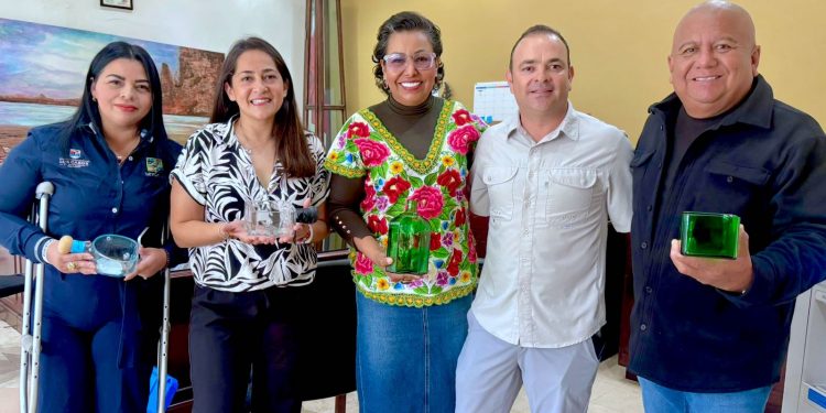 INAUGURAN EN CABO SAN LUCAS EXPOSICIÓN “TEXTURAS Y EPÍGRAFES PARA DOS HUMEDALES”