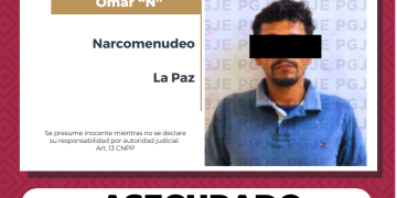 DETIENE PGJE A POSIBLE DISTRIBUIDOR DE DROGA CON 500 DOSIS DE CRISTAL EN LA PAZ