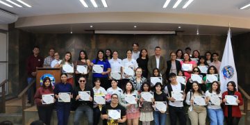 UABCS RECONOCE A ESTUDIANTES CON LOS MEJORES PROMEDIOS DEL DEPARTAMENTO ACADÉMICO DE HUMANIDADES