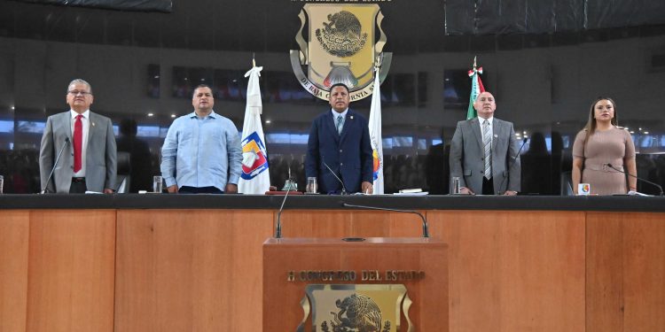 SECRETARIO GENERAL DE GOBIERNO ASISTE A INICIO DEL SEGUNDO PERIODO ORDINARIO DE SESIONES DEL CONGRESO DEL ESTADO