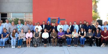 UABCS RESGUARDA SU MEMORIA HISTÓRICA CON LA REUBICACIÓN DE PLACA CONMEMORATIVA