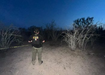 LOCALIZA PGJE EL CUERPO DE UN HOMBRE EN INHUMACIÓN CLANDESTINA EN EL MUNICIPIO DE COMONDÚ