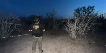 LOCALIZA PGJE EL CUERPO DE UN HOMBRE EN INHUMACIÓN CLANDESTINA EN EL MUNICIPIO DE COMONDÚ