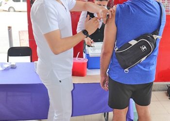 UABCS RECONOCE A ESTUDIANTES CON LOS MEJORES PROMEDIOS DEL DEPARTAMENTO ACADÉMICO DE HUMANIDADES