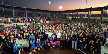 ENCABEZA VÍCTOR MANUEL CASTRO INAUGURACIÓN HISTÓRICA DE LIGAS DEL SUTSPEMIDBCS Y REFRENDA IMPULSO AL DEPORTE EN BCS